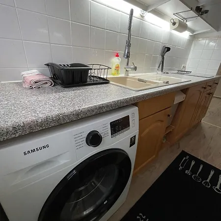 Ruhige شقة تْسيتهاين